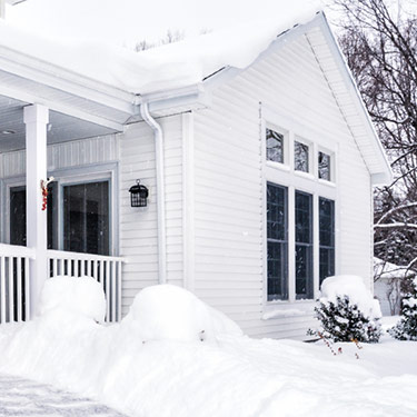 snow on white house